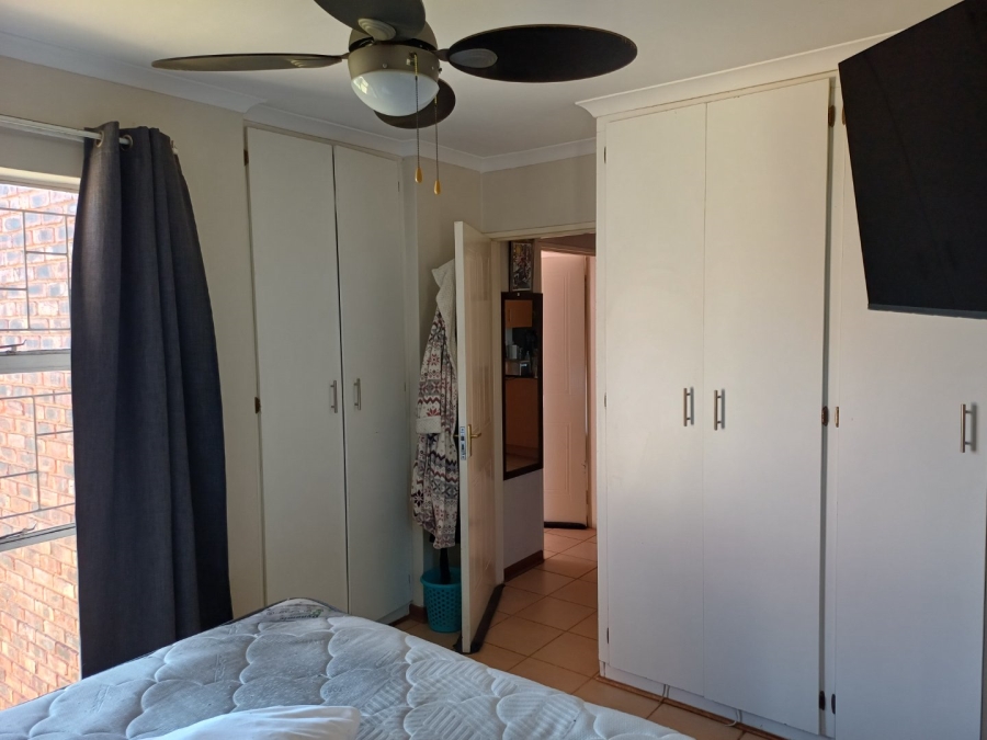 3 Bedroom Property for Sale in Langenhovenpark Free State